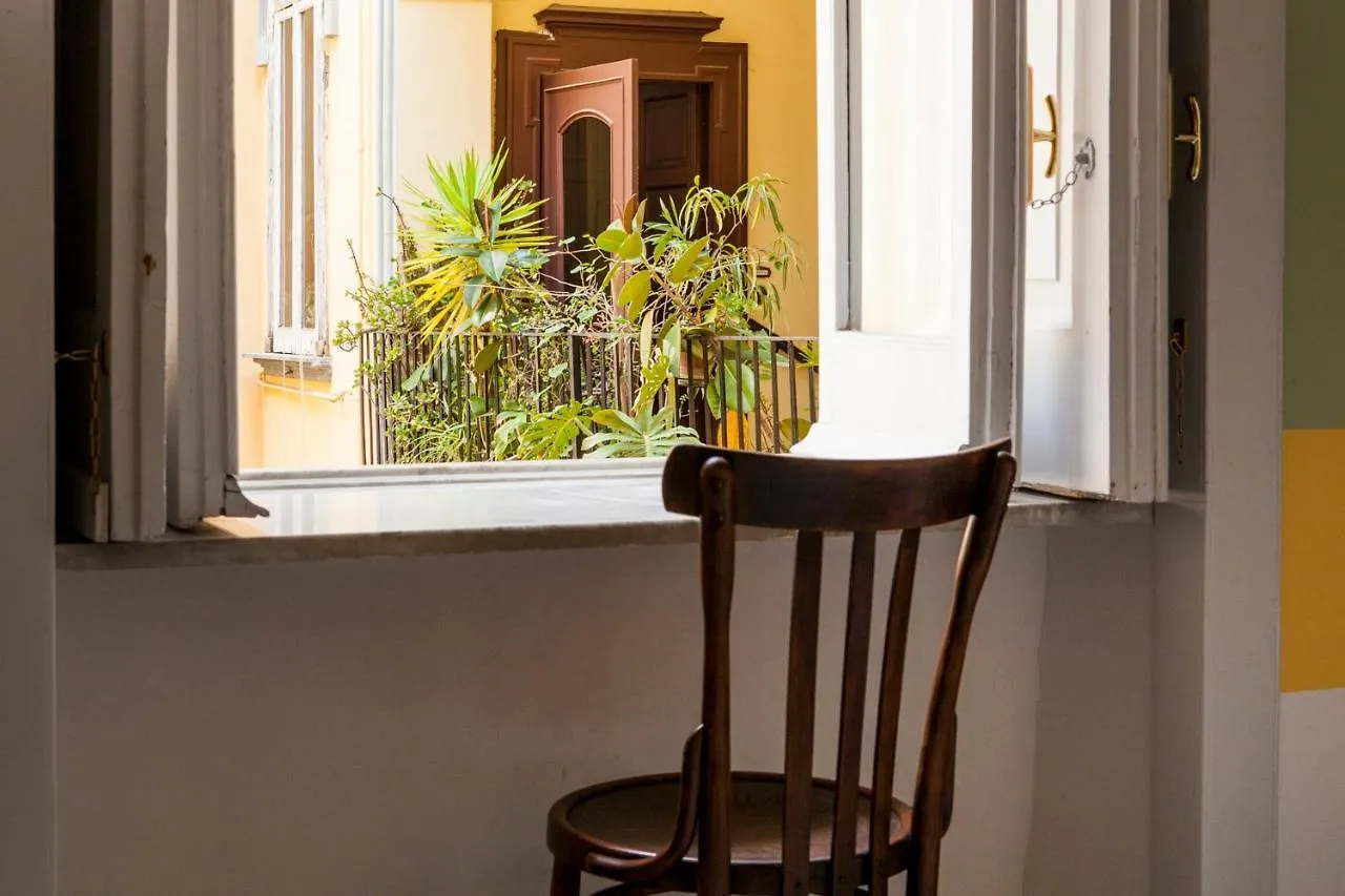 Superotium Bed & Breakfast Naples 2*,